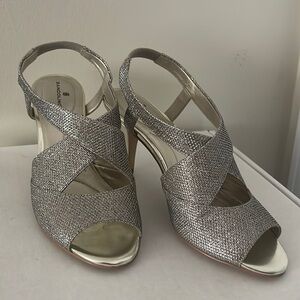 BANDOLINO Wish Bone Peep Toe Slingback Heels Gold Sparkle Women Size 7 1/2